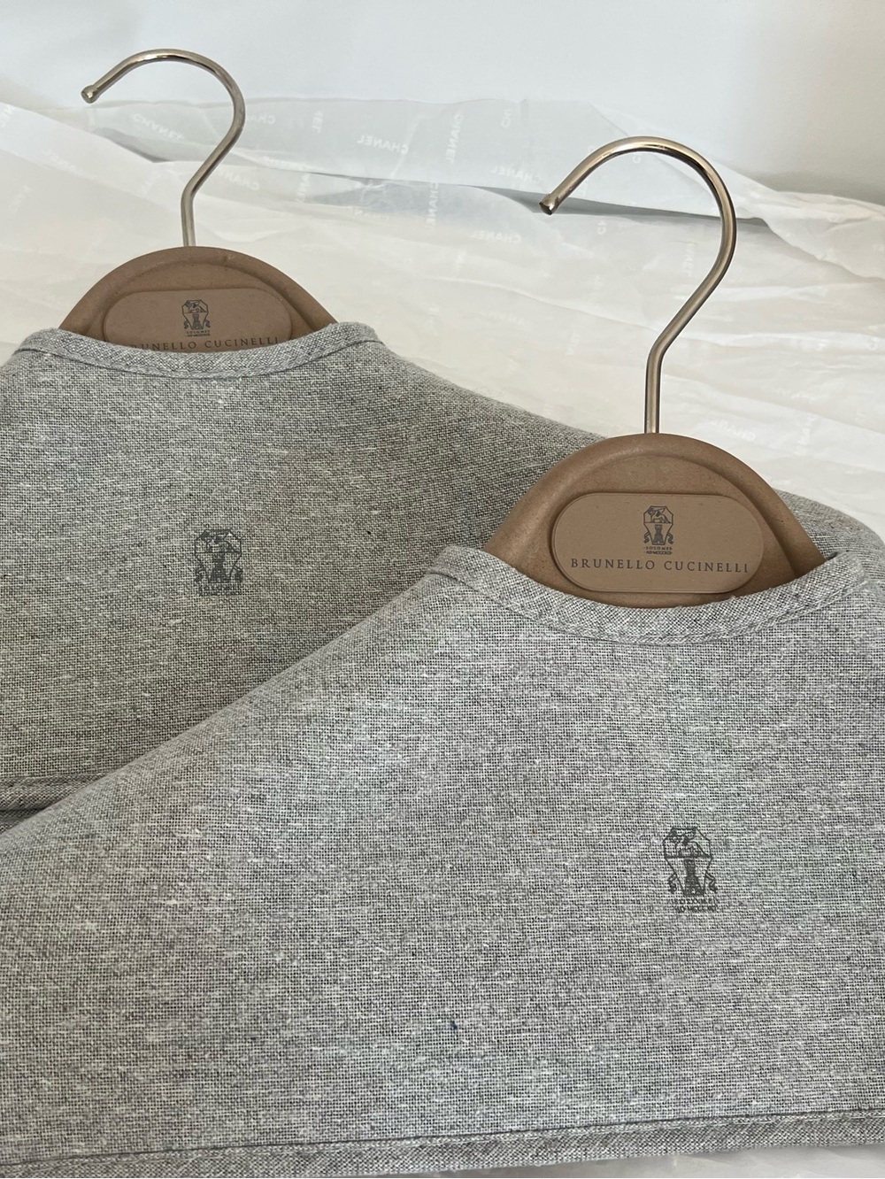 Brunello Cucinelli Hangers 2PC for Women Sweater Jacket Coat